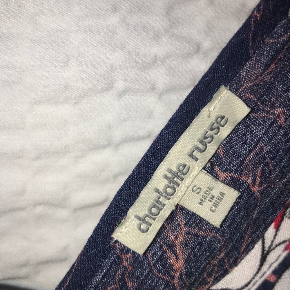 Long Sleeve Dress || Size Small - Picture 5 of 7